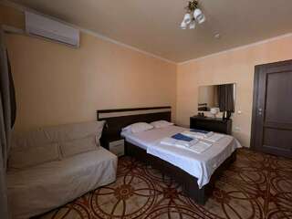 Гостиница Созвездие Якорная Щель Улучшенный семейный номер Студио-2